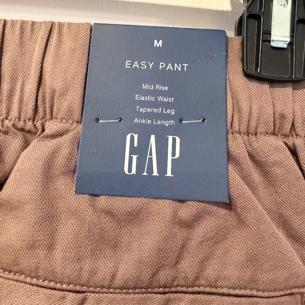 NWT GAP Mid Rise Straight Leg Easy Pant Size M Wassel - Picture 3 of 4